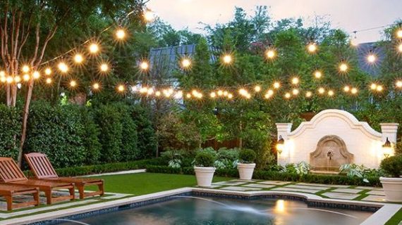 Turf-around-pool-with-outdoor-lighting